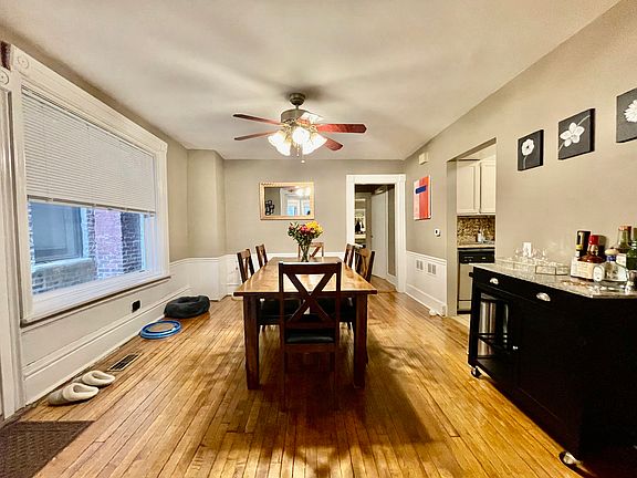4th image of 2050 N Bissell St #1