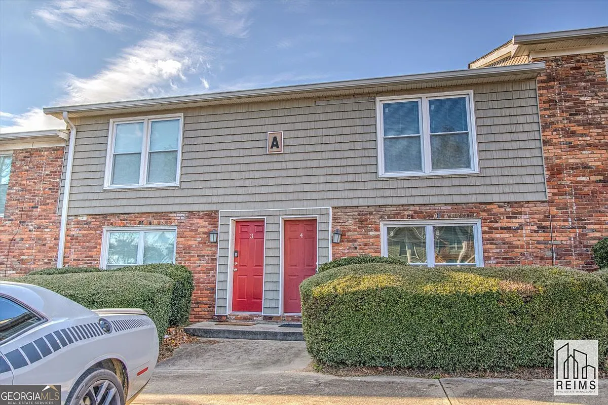 Building Photo - 2201 Walden Dr #B2