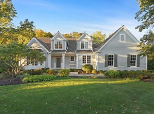 1830 W North Pond Ln, Lake Forest, IL