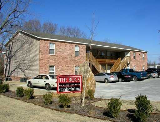 2nd image of 1431 W Sligo St APT 4