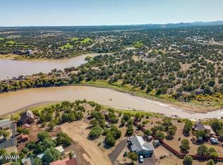 8283 Arrowhead Pl, Show Low, AZ 85901