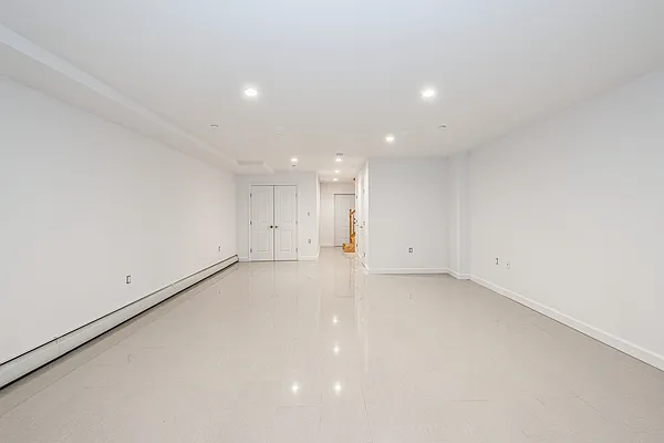 Sold by Ben Bay Realty Co. of Bay Ridge | media 17