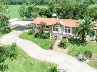 131 Demarest Rd, Lake Charles, LA 70607