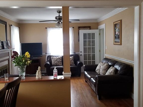 3rd image of 51 Columbia Ave
