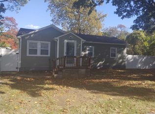 147 Elder Dr, Mastic Beach, NY 11951