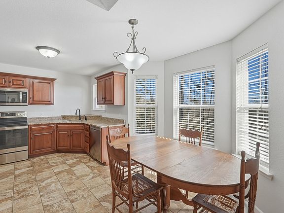 5th image of 1846 Millard Rd