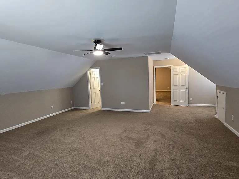 100 Jesse Dr — Photo 15