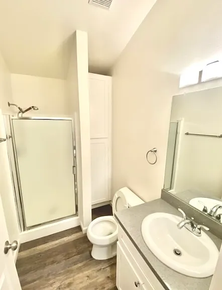 1127 Glenville Dr #2 — Photo 10