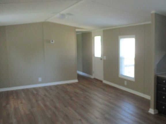 4th image of 24671 Ridgecrest Rd
