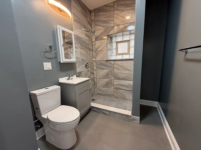 2533 S Drake Ave #2 — Photo 12
