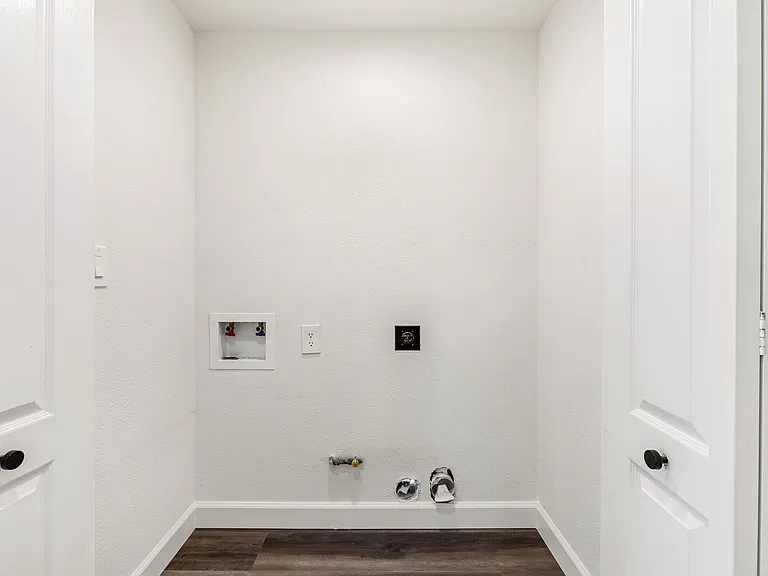 18177 Stonegate Ct — Photo 13