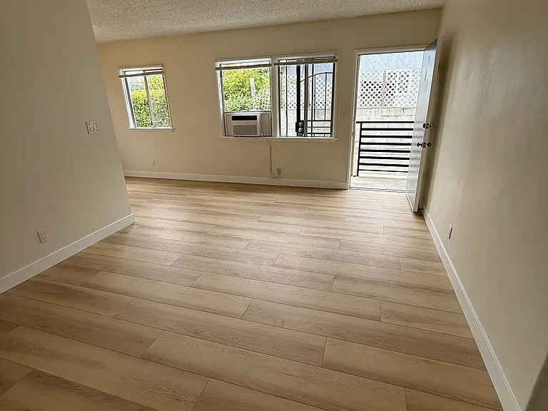 5664 Case Ave #1 — Photo 15