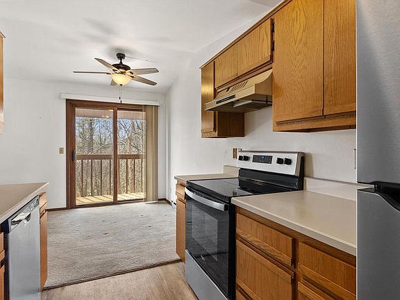 4th image of 910 E Cedar AVENUE #403