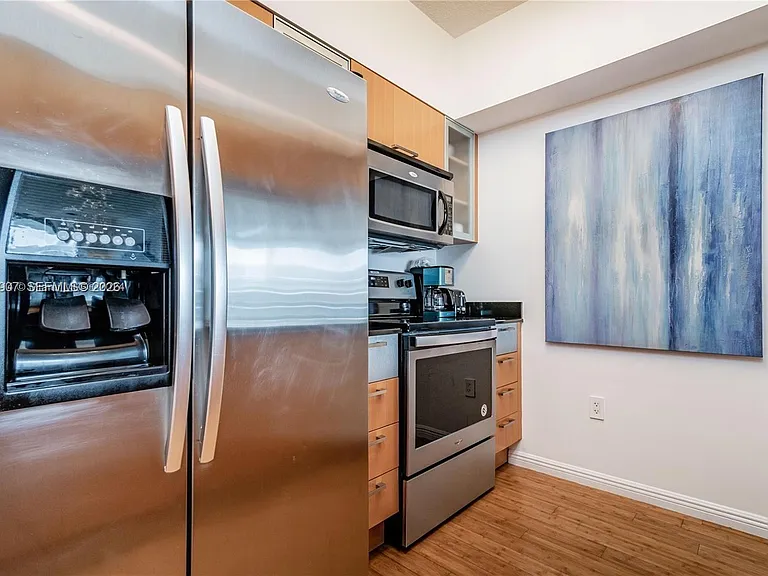 1750 N Bayshore Dr #5505 — Photo 8