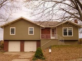 1312 SE Piccadilly St, Blue Springs, MO 64014