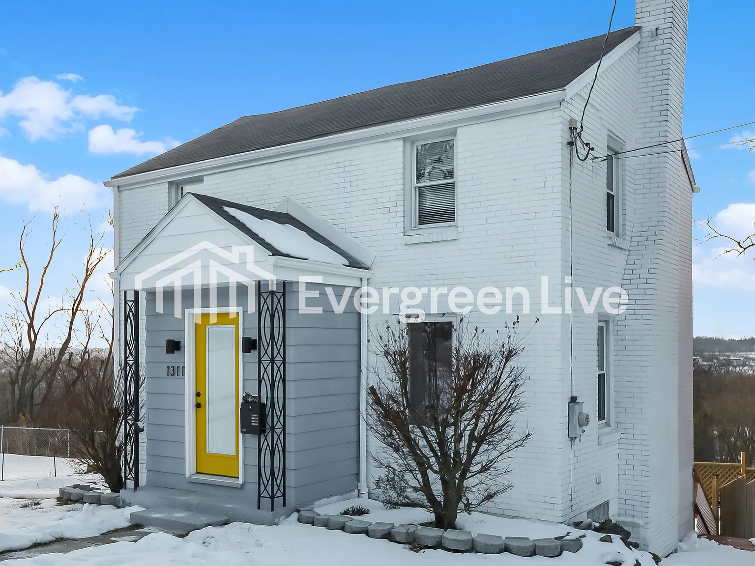 3 bed, 1.5 bath, 1137 sqft, $1,695 — Photo 2