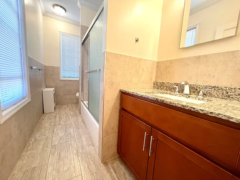 280 2nd St #4 — Photo 24