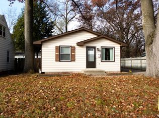 4947 Walton Ave SW, Wyoming, MI 49548