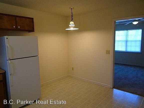 5th image of 610 Piedmont Way