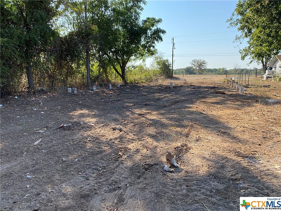 2nd image of 2774 Plant Rd
