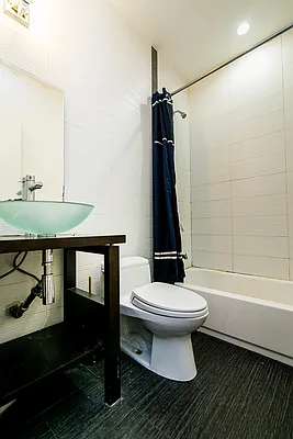 Rented by Nooklyn NYC LLC | media 10