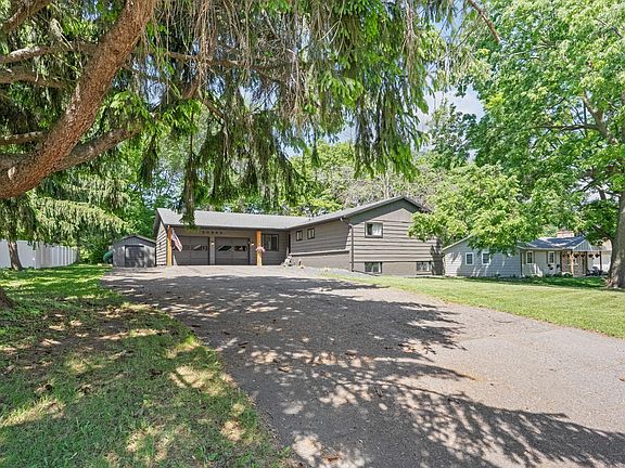 2nd image of 20843 Iteri Ave