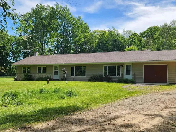 N3412 2nd Avenue, Oxford, WI 53952