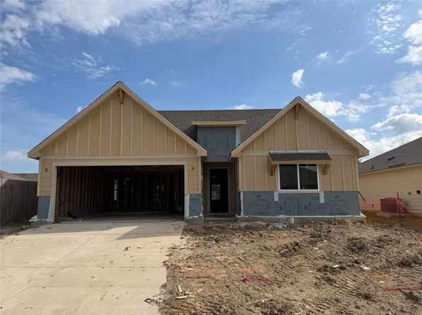 1616 Navarro Dr, Brenham, TX 77833