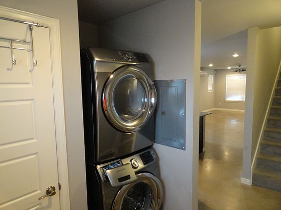 4th image of 1026 N Denver Ave #1026