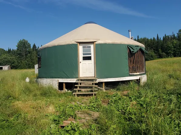 368 Buzzell Road, Newport Town, VT 05857