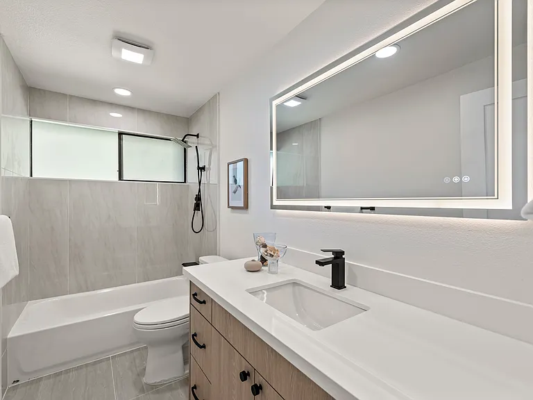 10914 165th Pl NE — Photo 11