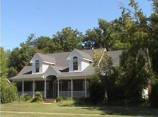 9911 Colonnades Pl, Jeffersontown, KY 40299