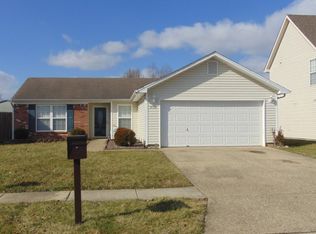 9718 Brooks Bend Rd, Louisville, KY 40258