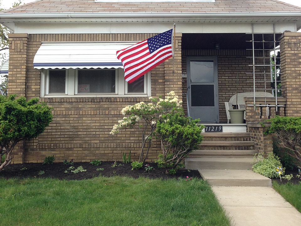 1st image of 11219 Vernon Ave
