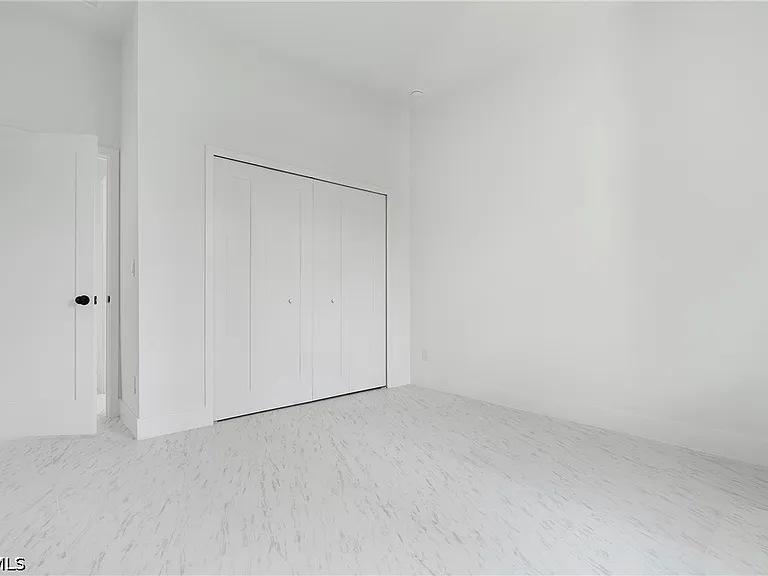 3175 Sunshine Blvd — Photo 14