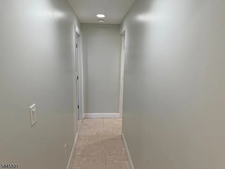 136 Belmohr St #1 — Photo 5