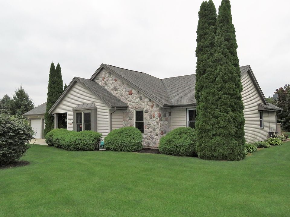 1st image of W355N5875 Bridle Ln