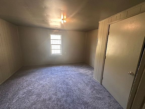 5th image of 4552 Edwards St