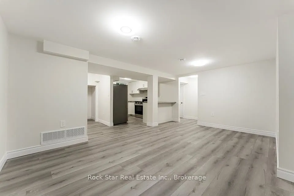 2 bed, $1,795 — Photo 2