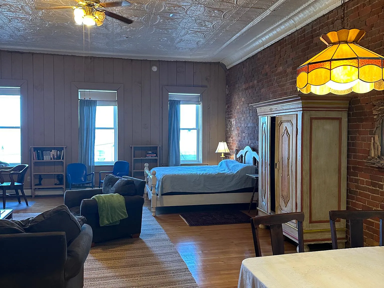 Studio, 650 sqft, $1,500 — Photo 2