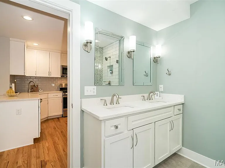 7537 Buckingham Dr — Photo 13