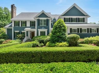 8 Michael Rd, Mendham, NJ 07945