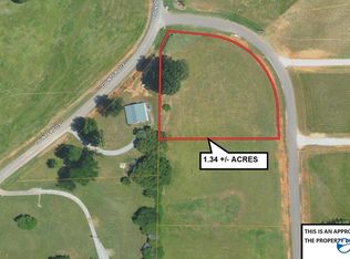 Davis Rd, Rogersville, AL 35652