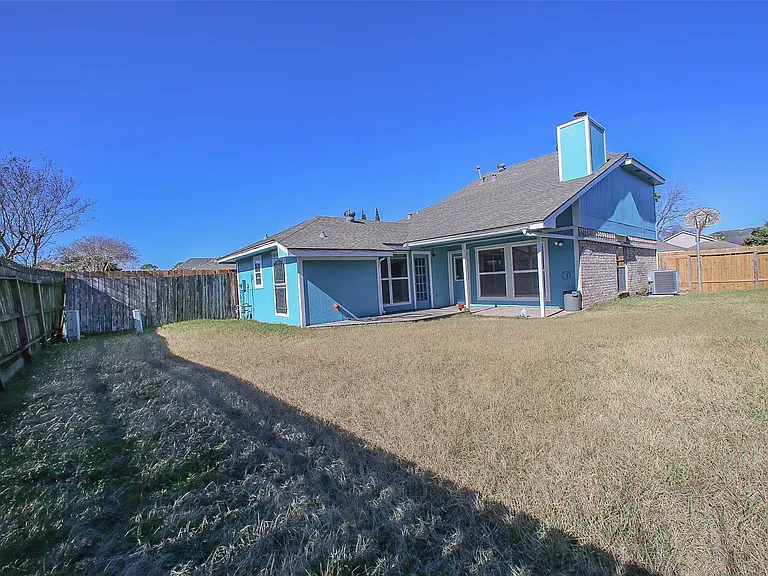 9511 Sharpcrest St — Photo 37
