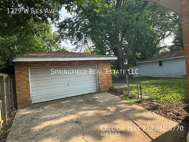 1729 W Iles Ave — Photo 17