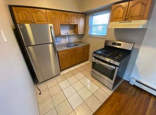 24-18 36th St #3B, Astoria, NY 11103