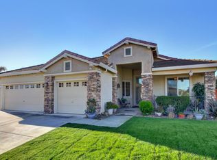 8410 Villeneuve Dr, Elk Grove, CA 95624