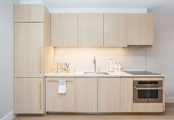 5th image of 250 W 19th St APT 5