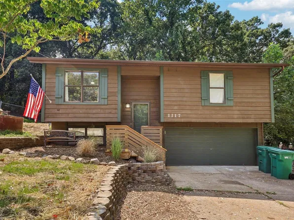 1117 New Towne Rd, Arnold, MO 63010