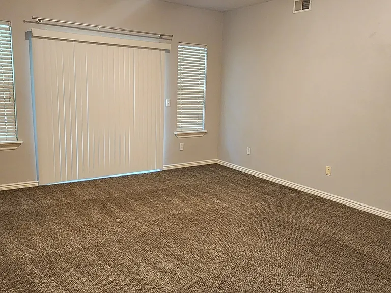 504 N Seven Peaks Blvd #1-207 — Photo 20